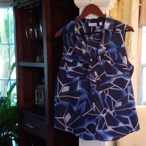 Blue geometric sleeveless blouse